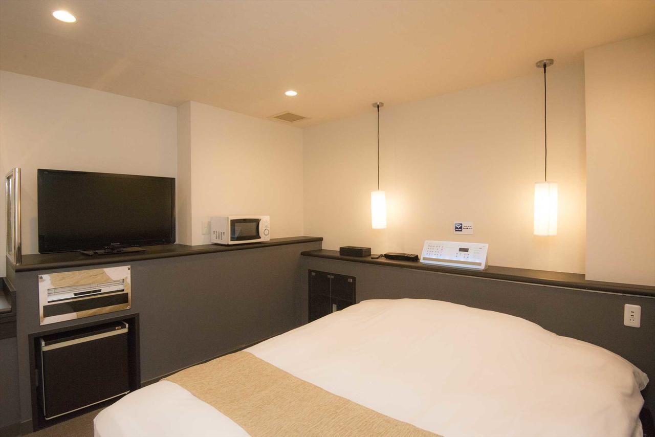Hotel Double Funabashi Buitenkant foto