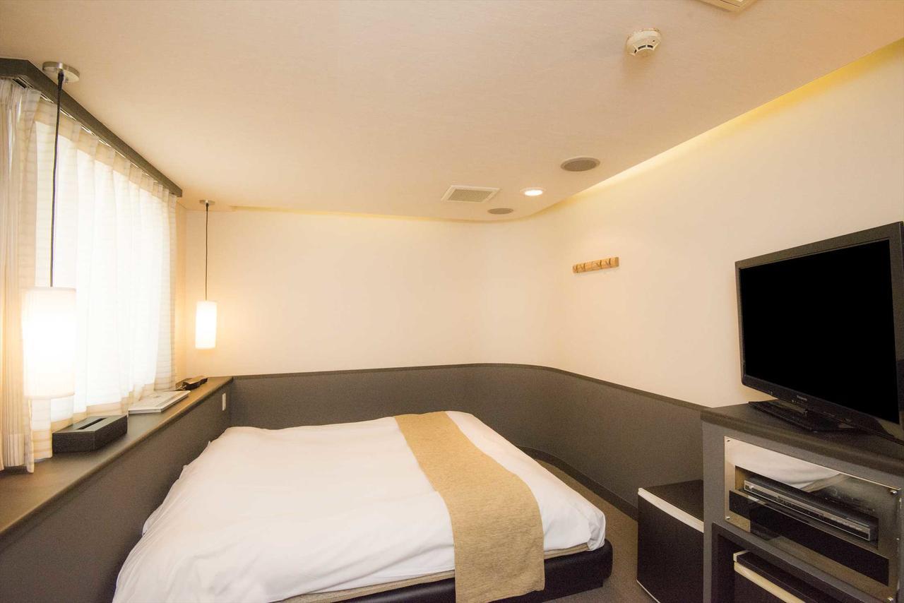Hotel Double Funabashi Buitenkant foto