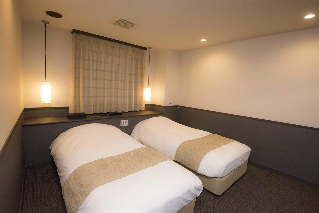 Hotel Double Funabashi Buitenkant foto