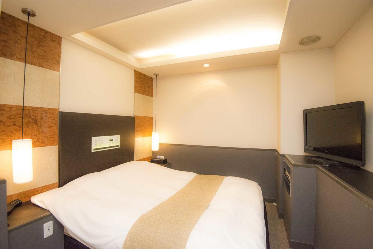 Hotel Double Funabashi Buitenkant foto