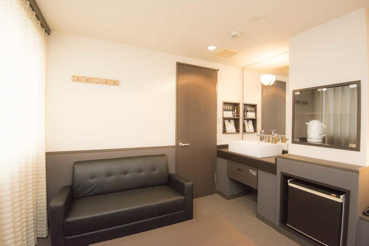 Hotel Double Funabashi Buitenkant foto